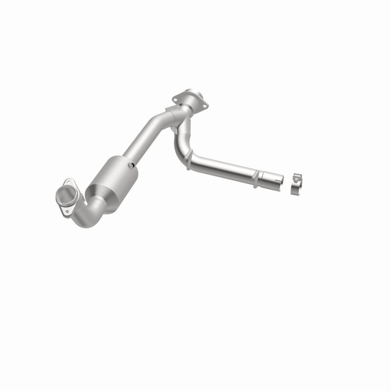 MagnaFlow Conv Direct Fit 05-06 Lincoln Navigator 5.4L w/ 3in Main Piping - DTX Performance