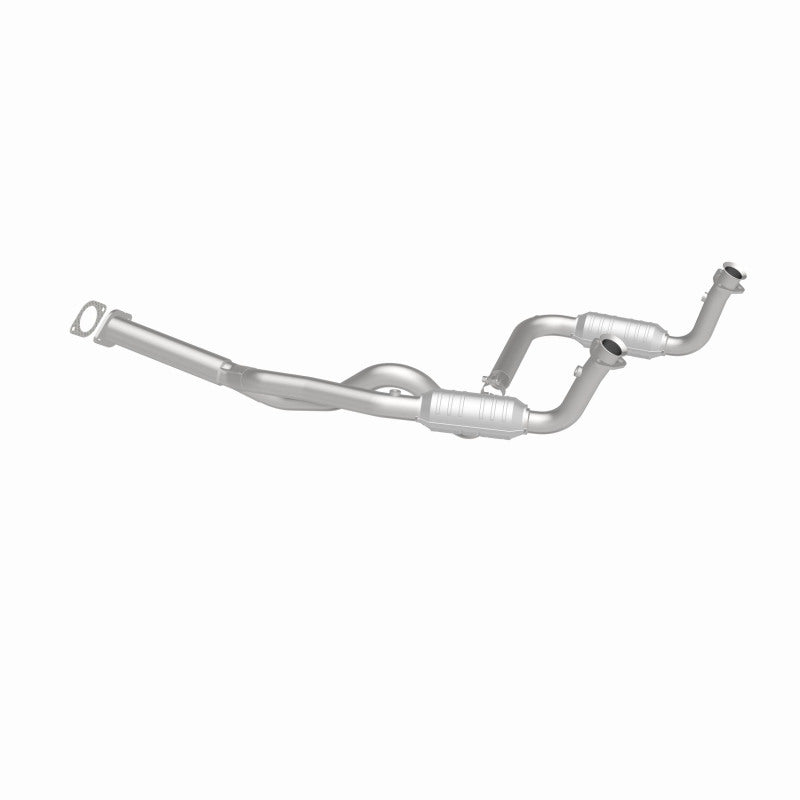 MagnaFlow Conv DF 2000 Chevrolet/GMC Express/Savana 1500/2500 5.7L to 8500 GVW - DTX Performance