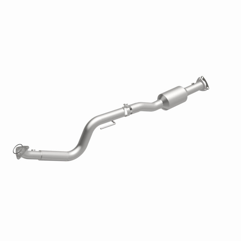 MagnaFlow 2009 Chevrolet Express 4500 V8 6.0L Right Underbody Catalytic Converter - DTX Performance